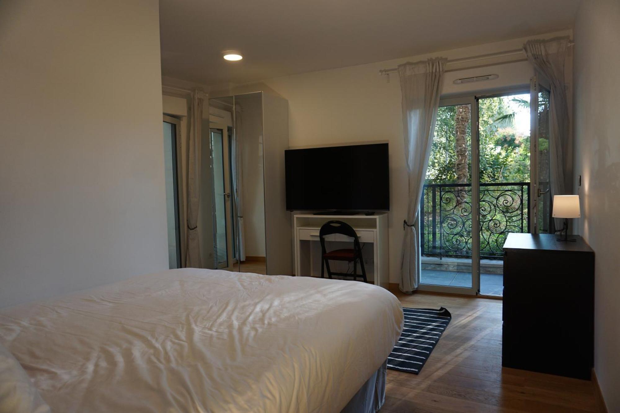 Residences Grande Jatte, Bord De Seine, Suites 52M2 A 97M2, Hopital Americain A 600M 塞纳河畔讷伊 外观 照片