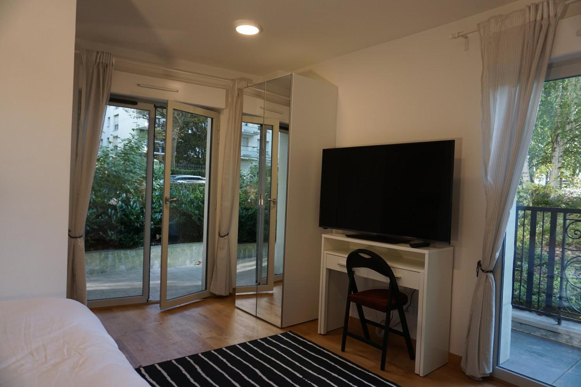 Residences Grande Jatte, Bord De Seine, Suites 52M2 A 97M2, Hopital Americain A 600M 塞纳河畔讷伊 外观 照片