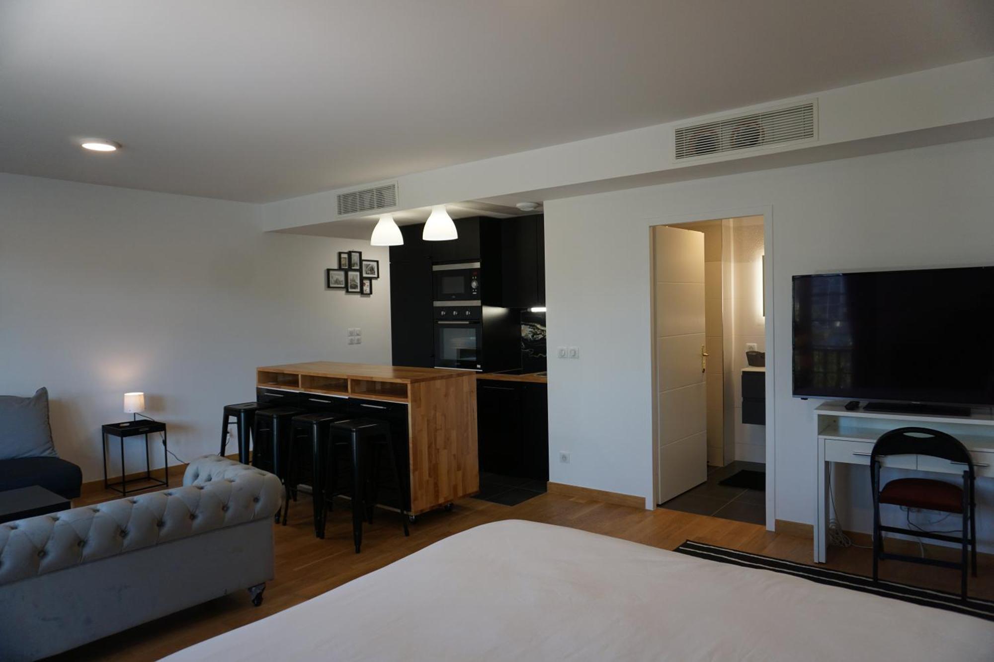 Residences Grande Jatte, Bord De Seine, Suites 52M2 A 97M2, Hopital Americain A 600M 塞纳河畔讷伊 外观 照片